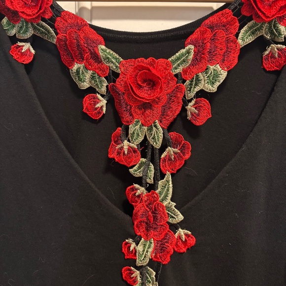 ASOS Curve Open Back T-Shirt Dress with Rose Embroidery - Picture 4 of 5